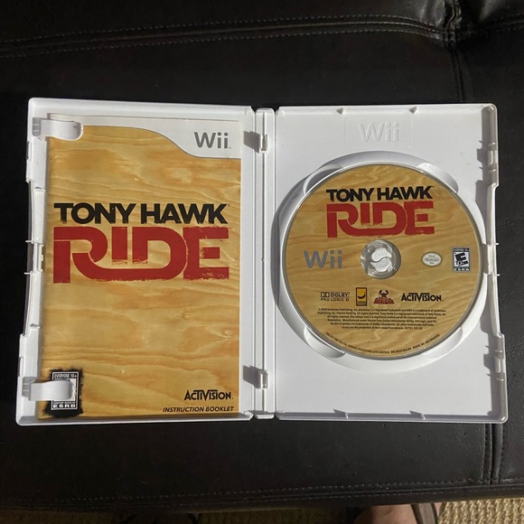 Tony Hawk Ride Wii - Picture 2 of 2